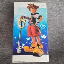 Load image into Gallery viewer, Kingdom Hearts Sora Figure - Banpresto Grandista 24cm Statue with Kingdom Key
