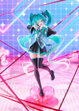 Load image into Gallery viewer, Hatsune Miku Figure - Taito T-most 1/6 Scale PVC Statue with Heart Base (25cm)
