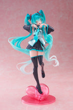 Load image into Gallery viewer, Hatsune Miku Figure - Taito T-most 1/6 Scale PVC Statue with Heart Base (25cm)
