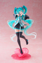 Load image into Gallery viewer, Hatsune Miku Figure - Taito T-most 1/6 Scale PVC Statue with Heart Base (25cm)
