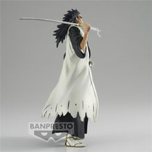 Load image into Gallery viewer, 18cm Bandai Bleach Zaraki Kenpachi PVC Action Figure
